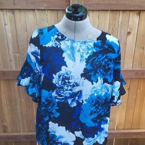 CeCe short Sleeve flowy blue top small